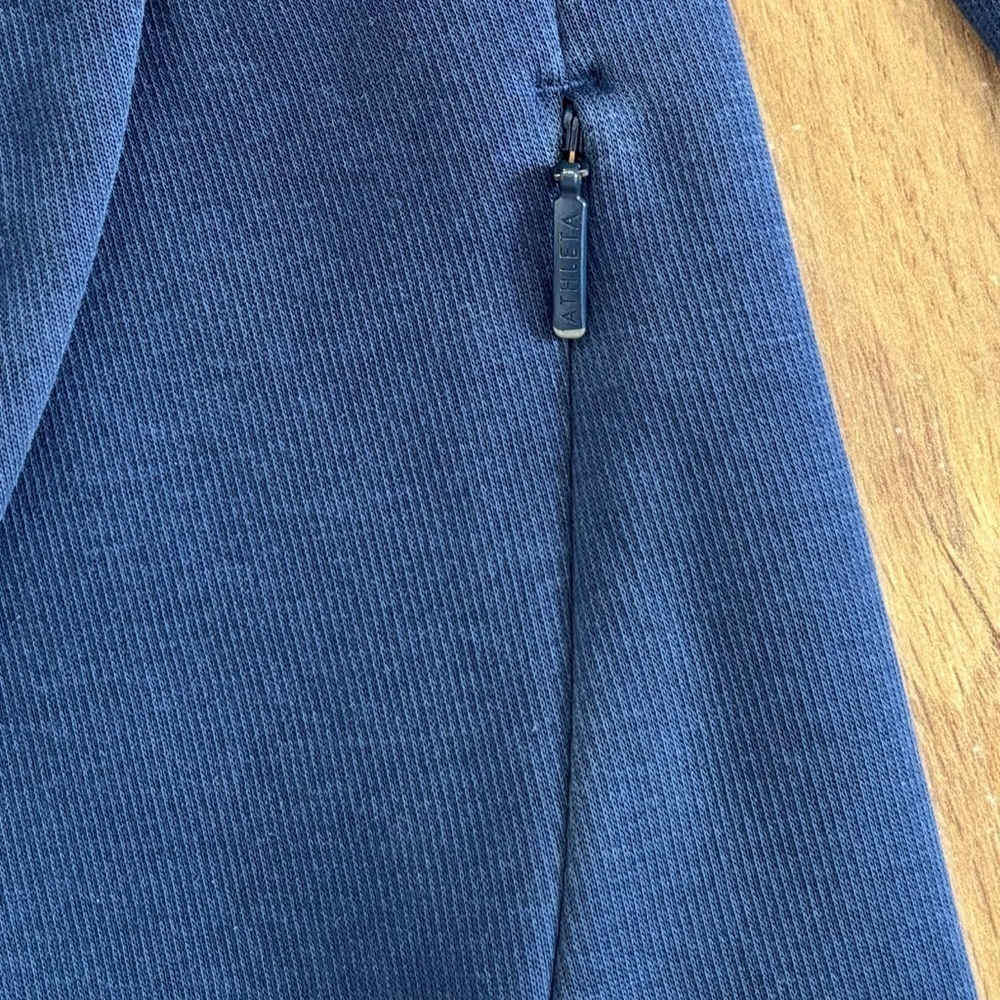 Athleta Cozy Asym Pullover In Navy Size Small - Picture 4 of 6